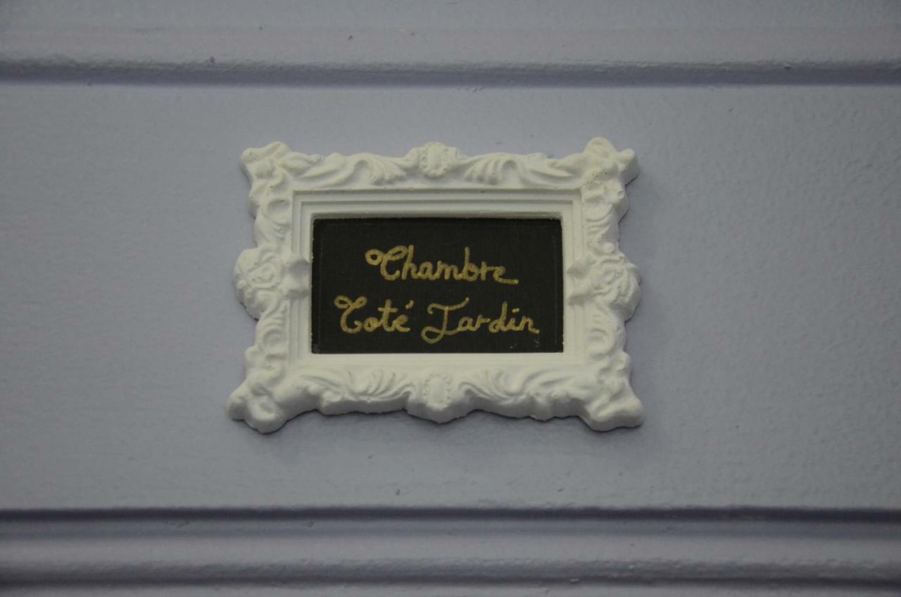 Le Manoir De Sanilhac Bed and Breakfast Notre-Dame-de-Sanilhac Esterno foto