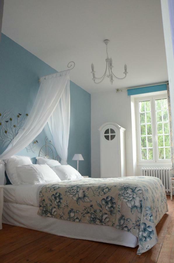 Le Manoir De Sanilhac Bed and Breakfast Notre-Dame-de-Sanilhac Esterno foto