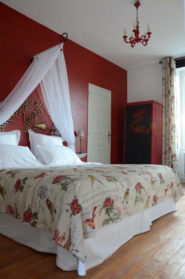 Le Manoir De Sanilhac Bed and Breakfast Notre-Dame-de-Sanilhac Esterno foto